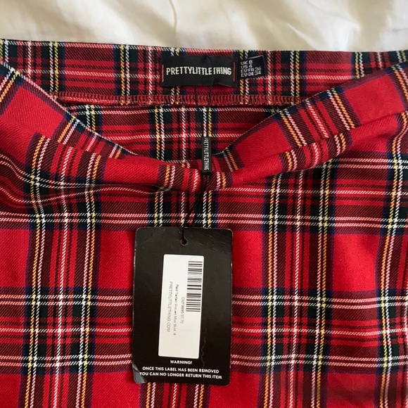 2/$15 PrettyLittleThing Red Tartan Plaid Miniskirt - Picture 7 of 8
